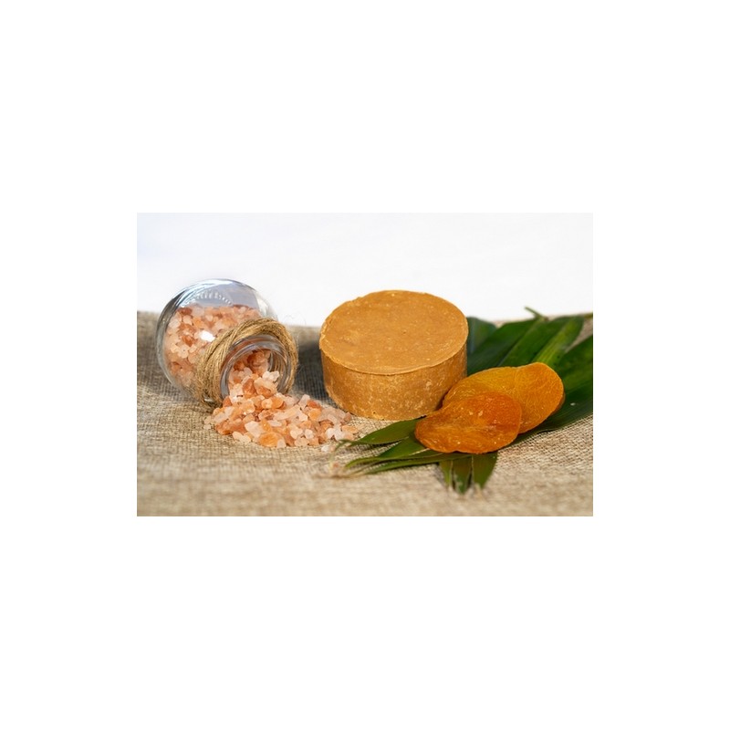 Shampoing solide fruité à la pêche, naturel et fabriqué en France. Soin doux et parfum frais pour des cheveux éclatants