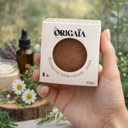 hampoing solide fruité à la pêche, naturel et fabriqué en France. Soin doux et parfum frais pour des cheveux éclatants