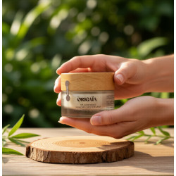 Crème anti-âge à l'argan, nourrit et régénère la peau pour un teint plus jeune. Fabriquée dans le Nord de la France