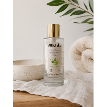 Poudre nettoyante et exfoliante, élimine les impuretés et cellules mortes pour une peau douce et éclatante. Fabriqué en France