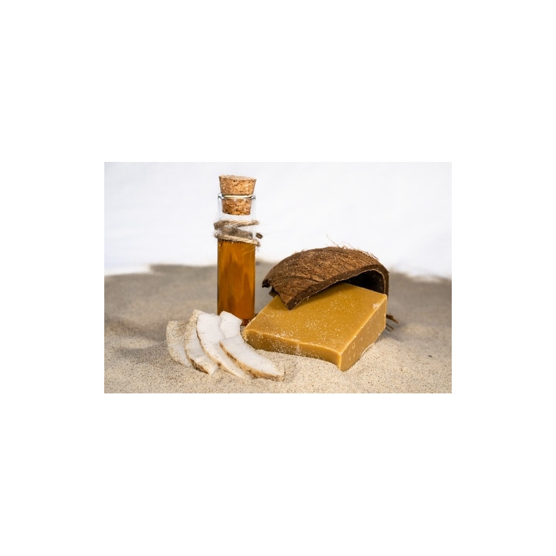 Savon à la coco et au monoï, naturel et fabriqué en France. Parfum exotique et douceur pour une peau nourrie et hydratée